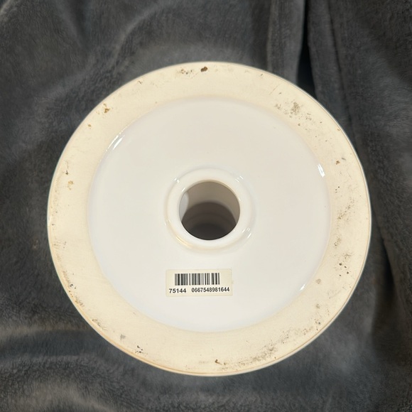 Bath&Body Works iridescent ceramic 3wick candle holder - Picture 3 of 4